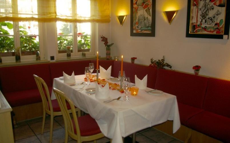 Zum Treuen Bartel Markgröningen Exterior foto